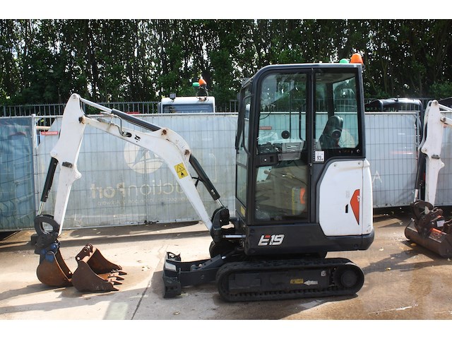 Minigraver bobcat e19 diesel 10kw 2017 - afbeelding 1 van  1