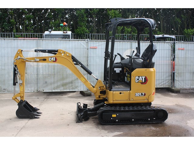 Minigraver caterpillar 301.7cr diesel 18kw 2021 - afbeelding 1 van  1