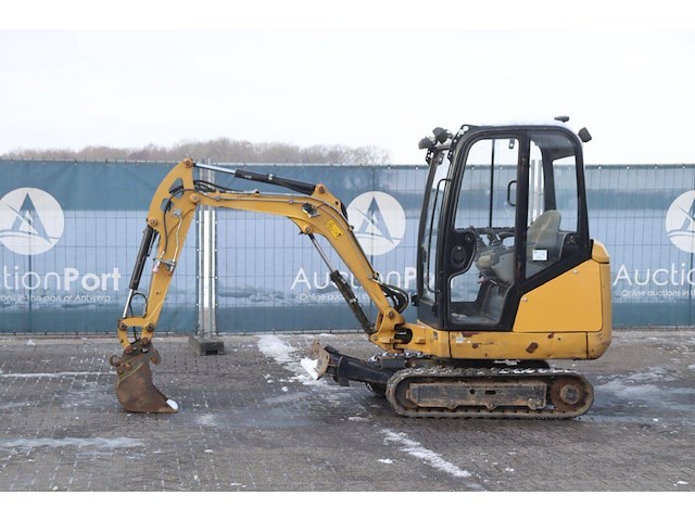 Minigraver caterpillar 301.7d diesel 13.8kw 2018 - afbeelding 1 van  1