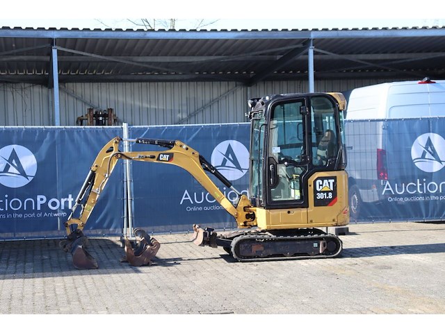 Minigraver caterpillar 301.8 diesel 16kw 2019 - afbeelding 1 van  1