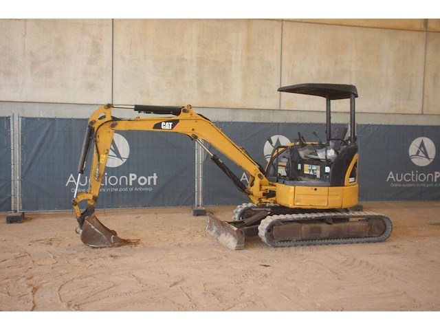 Minigraver caterpillar 303c diesel 18.5kw 2011 - afbeelding 1 van  1