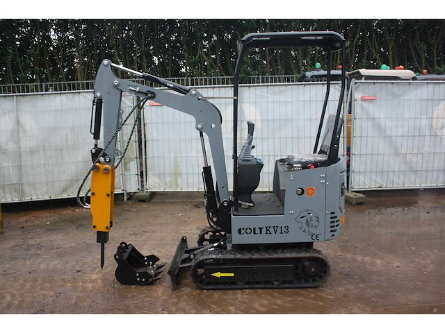 Minigraver colt kv13 diesel 12pk 2025 - afbeelding 1 van  1