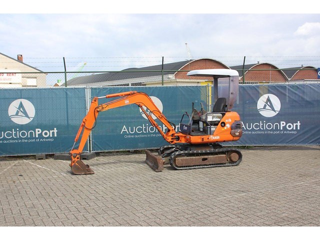 Minigraver hitachi ex18-2 diesel 12kw - afbeelding 1 van  1