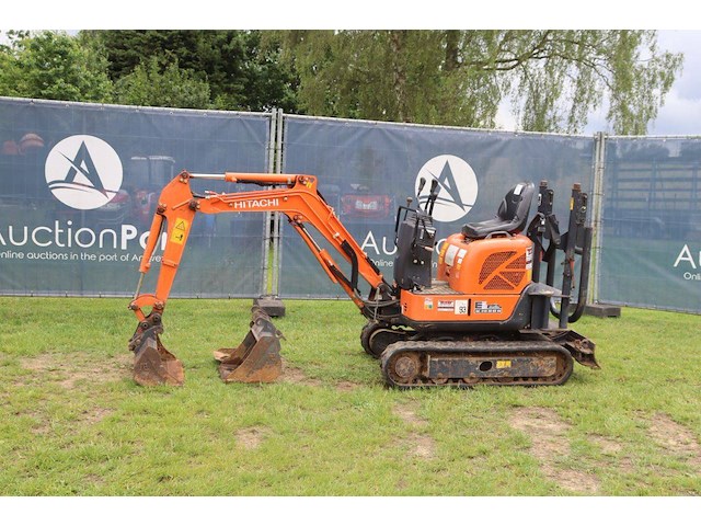 Minigraver hitachi zx10u-2 diesel 2015 - afbeelding 1 van  1
