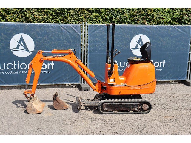 Minigraver jcb 8008 diesel 9kw 2011 - afbeelding 1 van  1