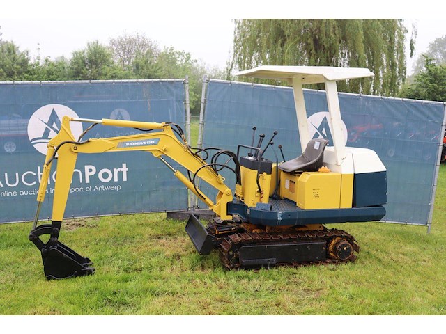 Minigraver komatsu pc05-5 diesel (marge) - afbeelding 1 van  1