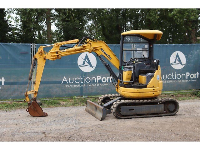 Minigraver komatsu pc12uu-2 diesel 12kw - afbeelding 1 van  1