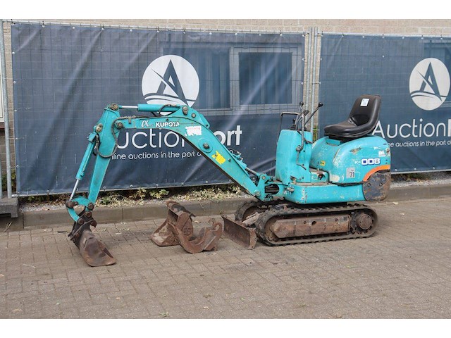 Minigraver kubota k-008 diesel 7kw - afbeelding 1 van  1