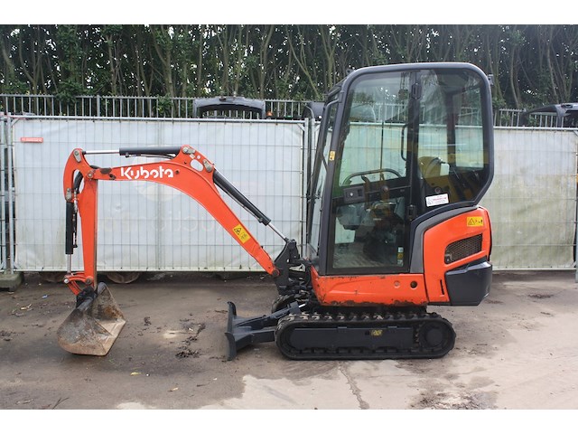 Minigraver kubota kx015-4 diesel 9.6kw 2014 - afbeelding 1 van  1