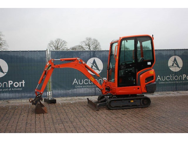 Minigraver kubota kx016-4 diesel 9.6kw 2016 - afbeelding 1 van  1