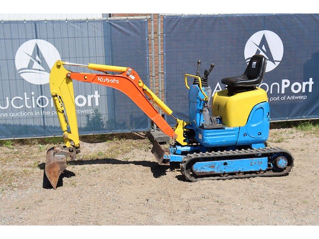 Minigraver kubota u10-3 diesel 2004 - afbeelding 1 van  1