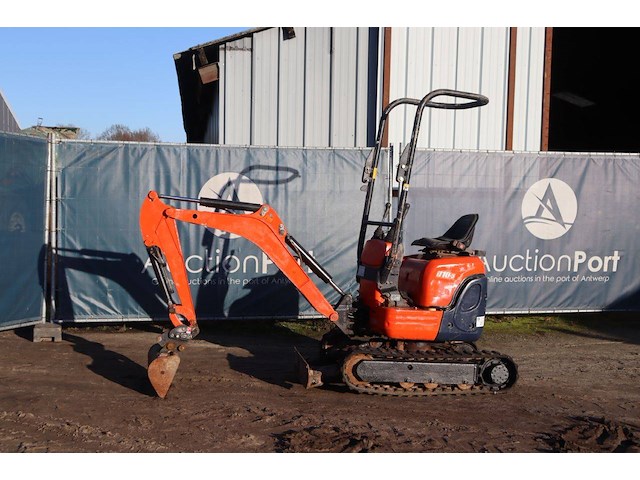 Minigraver kubota u10-3 diesel 7.4kw 2016 - afbeelding 1 van  1