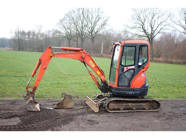 Minigraver kubota u25-3 diesel - afbeelding 1 van  1