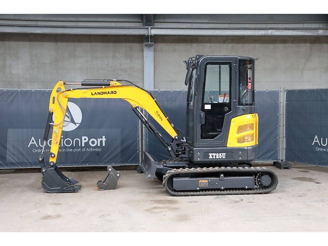 Minigraver landward xt25u diesel 14kw 2025 nieuw - afbeelding 1 van  1
