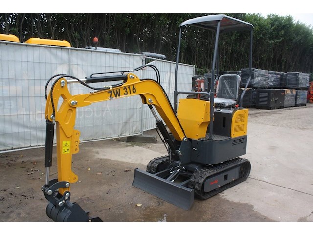 Minigraver newrick zw316 benzine 8.6kw 2025 nieuw demo - afbeelding 1 van  1