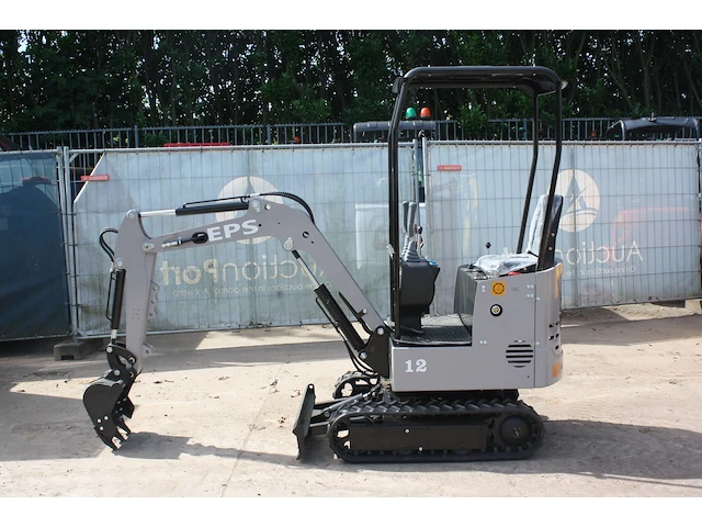 Minigraver nuoman eps nm-e12 diesel nieuw demo - afbeelding 1 van  1