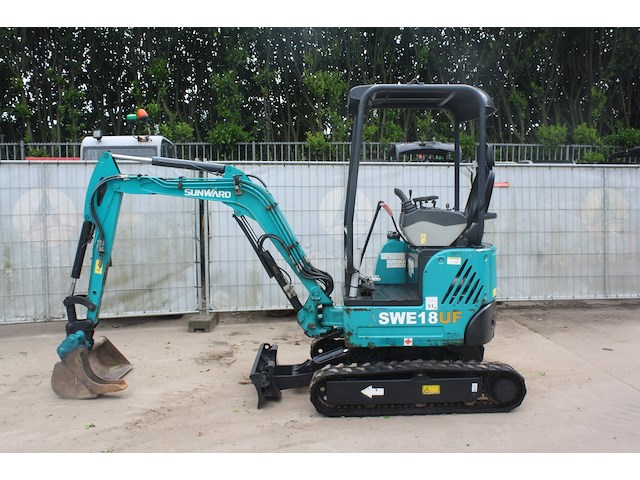 Minigraver sunward swe18uf diesel 13.4kw 2021 - afbeelding 1 van  1
