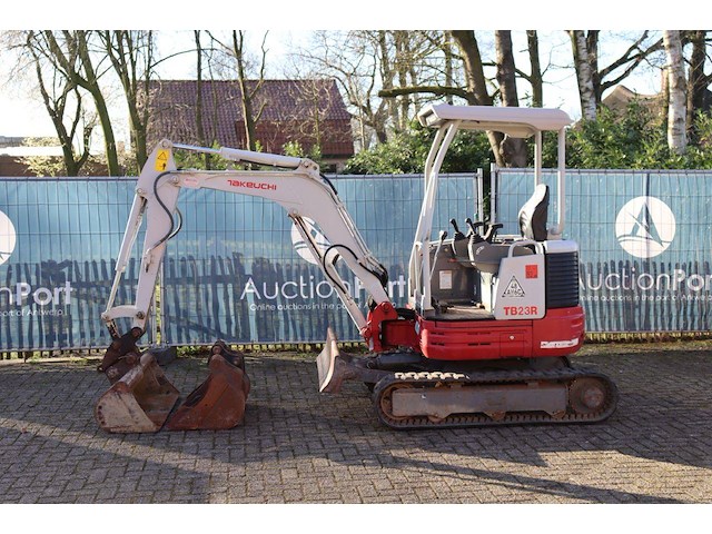 Minigraver takeuchi tb23r diesel 14kw 2020 - afbeelding 1 van  1