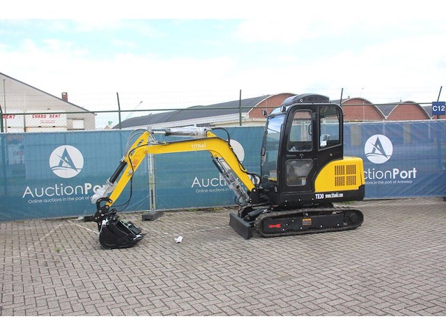 Minigraver titan te30 diesel 18.2kw 2025 nieuw - afbeelding 1 van  1