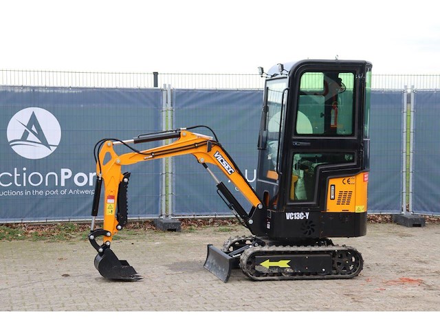 Minigraver vicsec vc13c-y benzine 13.5pk 2025 nieuw - afbeelding 1 van  1