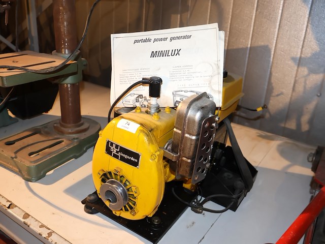 Minilux generator - afbeelding 1 van  4