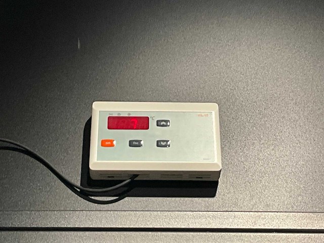 Minimal steel koelcel - afbeelding 11 van  13