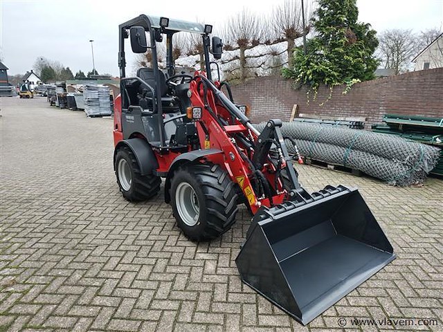 Minishovel - 2026 - pantherw25 advanced met kubota 4 cyl - afbeelding 28 van  37