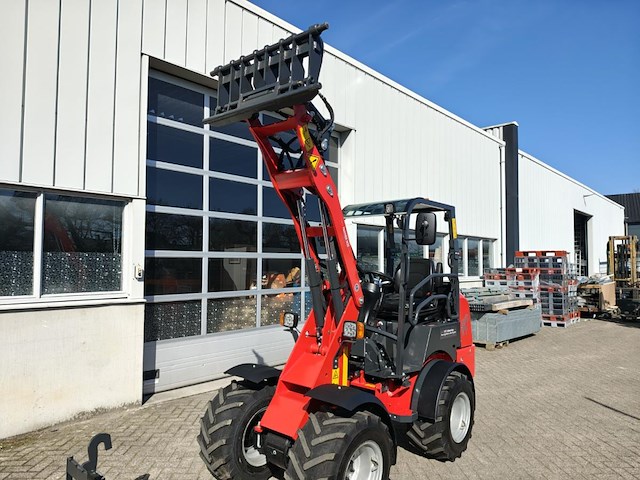 Minishovel - w25 advanced met kubota 4 cil en rexroth hydrauliek - afbeelding 33 van  41