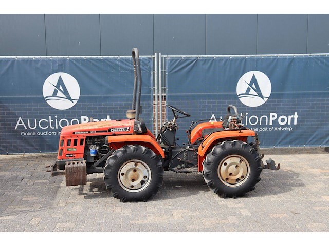 Minitractor antonio carraro diesel 35kw - afbeelding 1 van  1