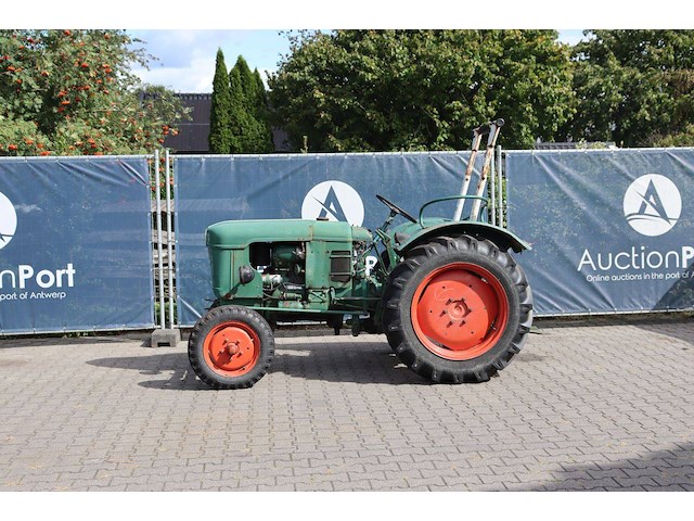 Minitractor deutz diesel 18pk - afbeelding 1 van  1
