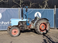 Minitractor eicher es 400 diesel 40pk - afbeelding 1 van  1