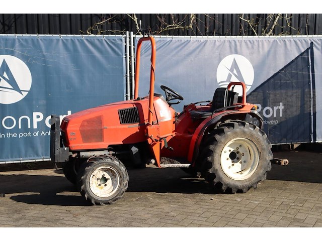 Minitractor goldoni idea 30dt diesel 30pk - afbeelding 1 van  1