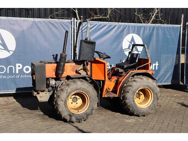 Minitractor holder c20 diesel 42pk - afbeelding 1 van  1