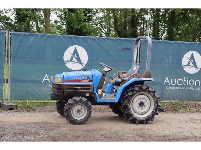 Minitractor iseki sial 173 diesel 17pk - afbeelding 1 van  1