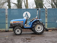 Minitractor iseki sial 223 diesel 22pk - afbeelding 1 van  1