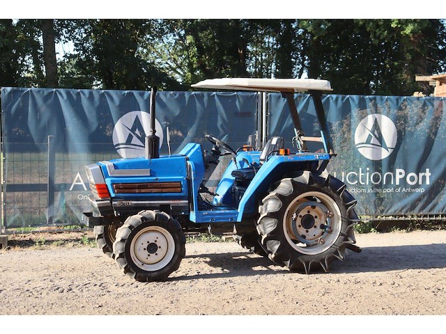 Minitractor iseki ta270f diesel 27pk - afbeelding 1 van  1