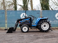 Minitractor iseki ta270f diesel met voorlader