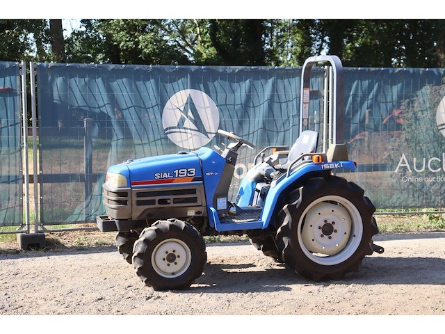 Minitractor iseki tf193f diesel 19pk - afbeelding 1 van  1