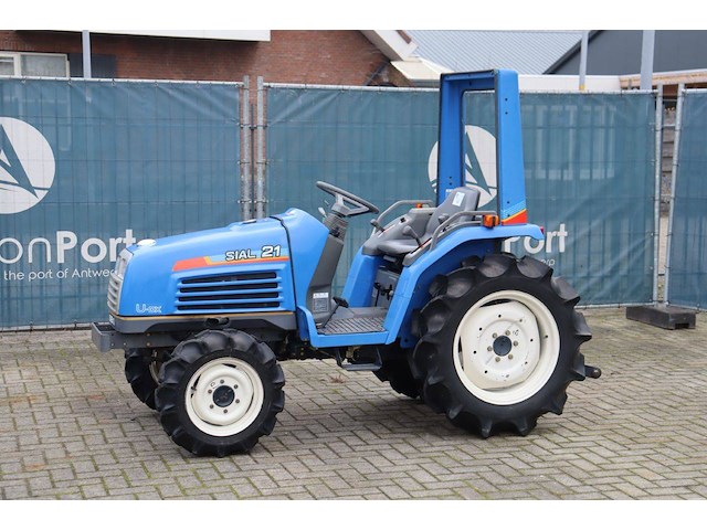 Minitractor iseki tf21f diesel 21pk - afbeelding 1 van  1