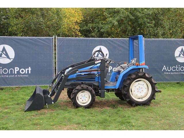 Minitractor iseki tf21f-u diesel 21pk met voorlader - afbeelding 1 van  1