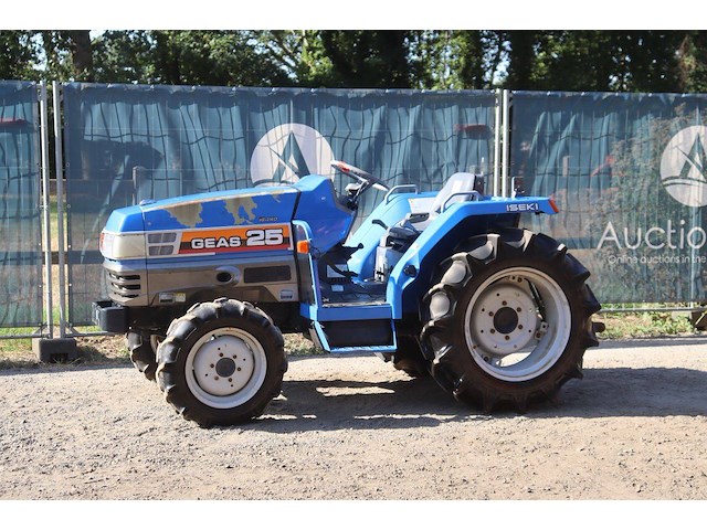 Minitractor iseki tg25f diesel 25pk - afbeelding 1 van  1