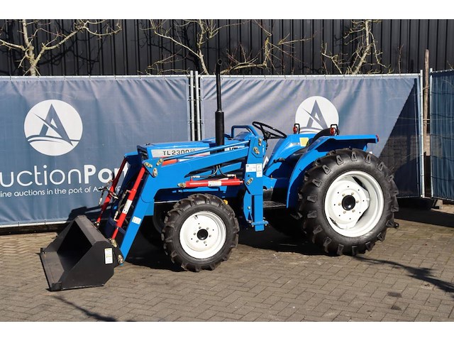 Minitractor iseki tl2300fd diesel 23pk met voorlader - afbeelding 1 van  1