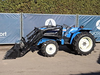 Minitractor iseki tl2800f diesel met voorlader