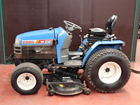 Minitractor iseki tm223fh diesel 22.5pk met maaier - afbeelding 1 van  1