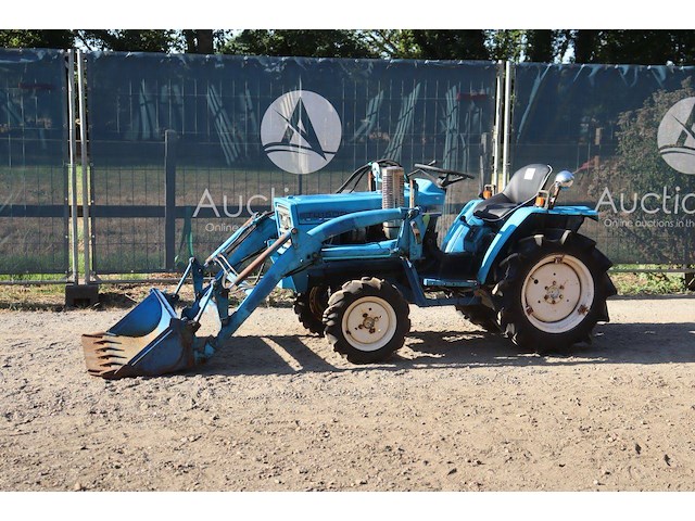 Minitractor iseki tu1500 diesel 15pk met voorlader - afbeelding 1 van  1