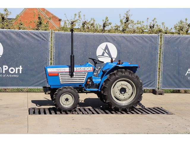 Minitractor iseki tu2101 diesel 21pk refit - afbeelding 1 van  1