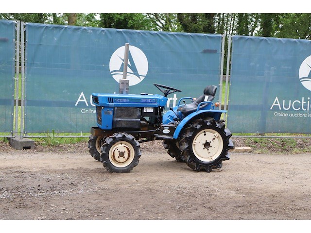 Minitractor iseki tx1210f diesel 11pk - afbeelding 1 van  1