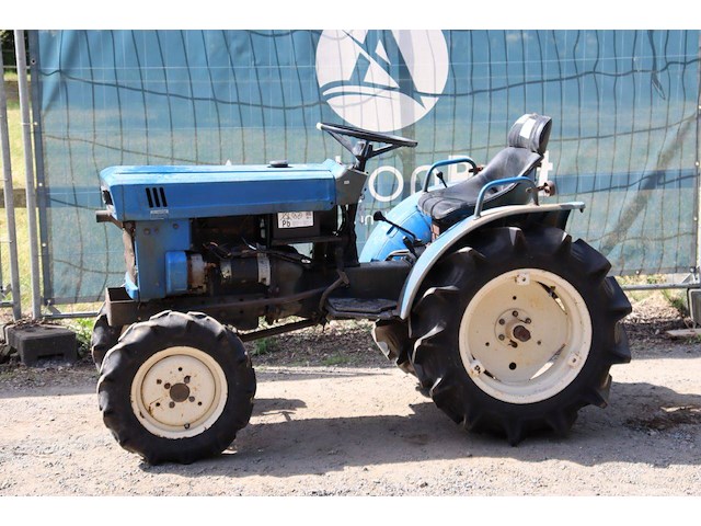 Minitractor iseki tx1500 diesel 15pk - afbeelding 1 van  1