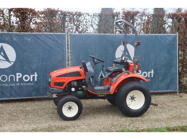Minitractor kioti ck20h diesel 20pk (marge) - afbeelding 1 van  1