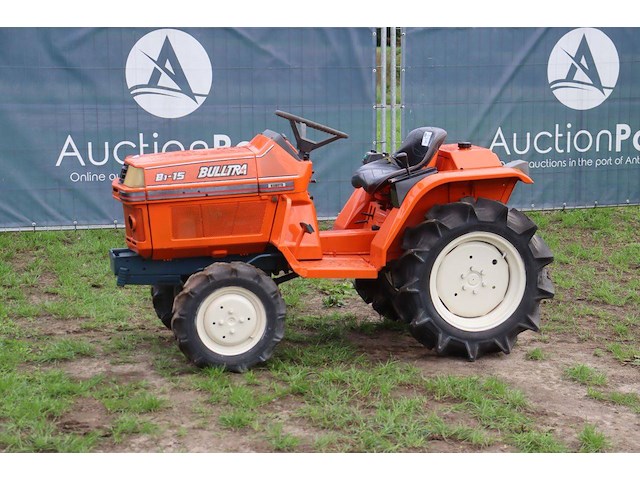 Minitractor kubota b1-15 bulltra diesel 15pk - afbeelding 1 van  1